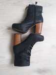 BOTKI marki ROOTS rozm. 39
