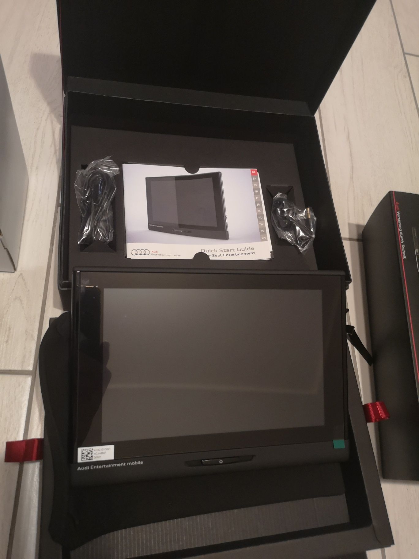 Monitor, tablet Audi mobile RSE 3