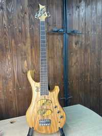 bass guitar custom guitars FeTi handmade guitar