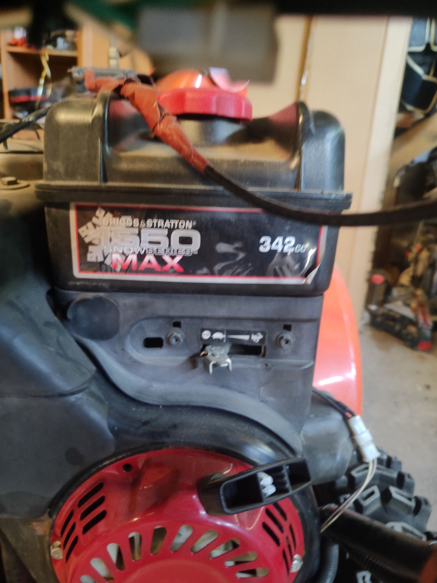 Odśnieżarka wirnikowa Husqvarna