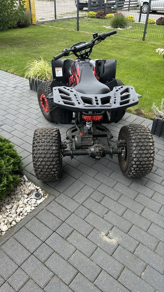 Quad XTR Revolt stan bardzo dobry