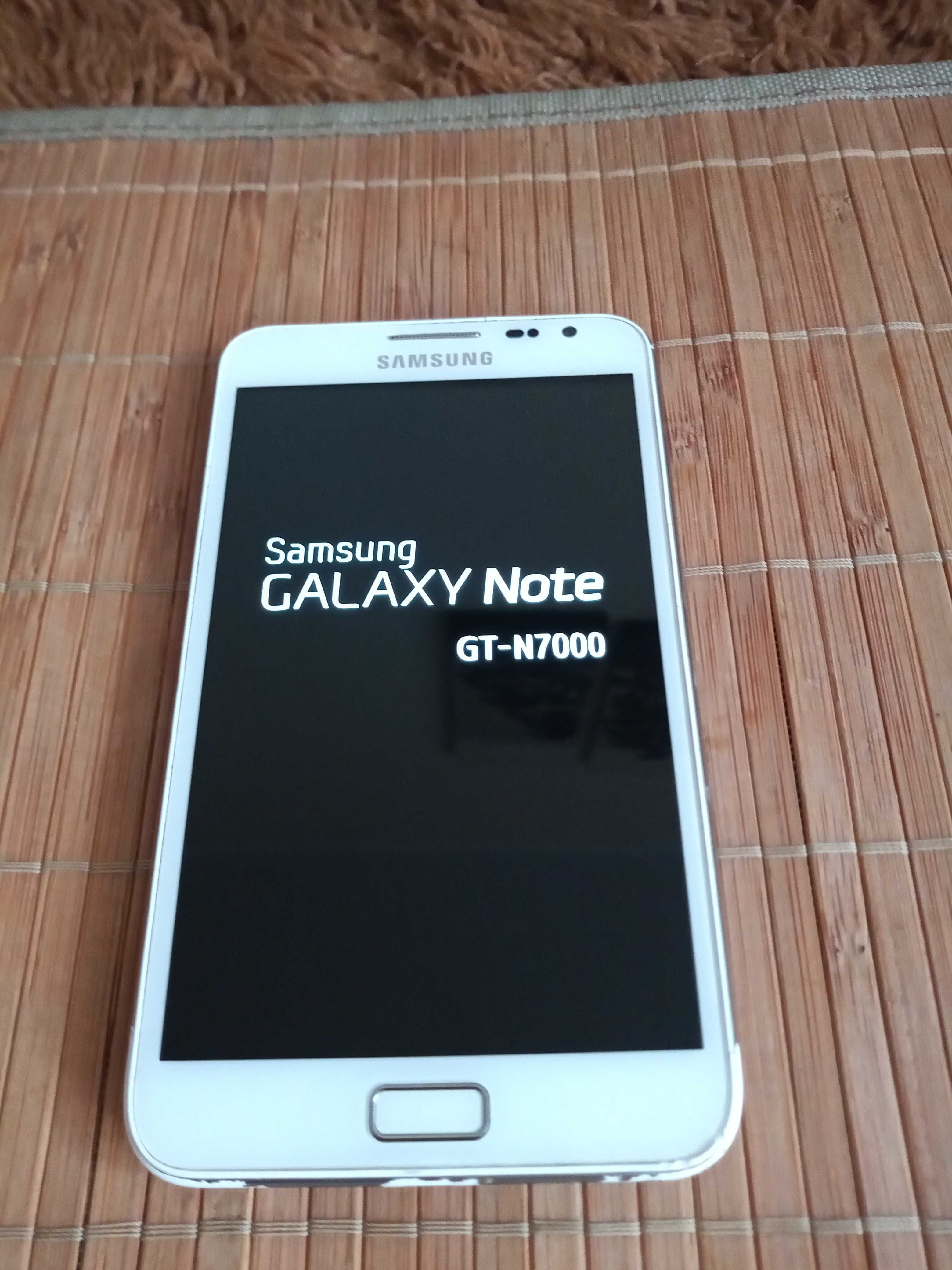 Samsung GALAXY Note GT-N7000*Biały*Wyświetlacz 5.3"*Super Amoled HD*.