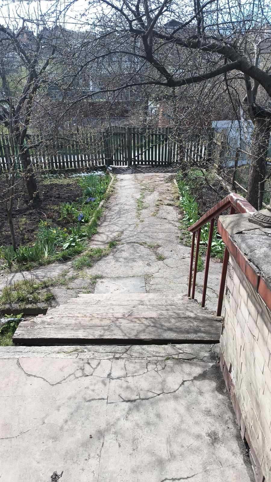 Оренда кімнати в будинку (9842)
