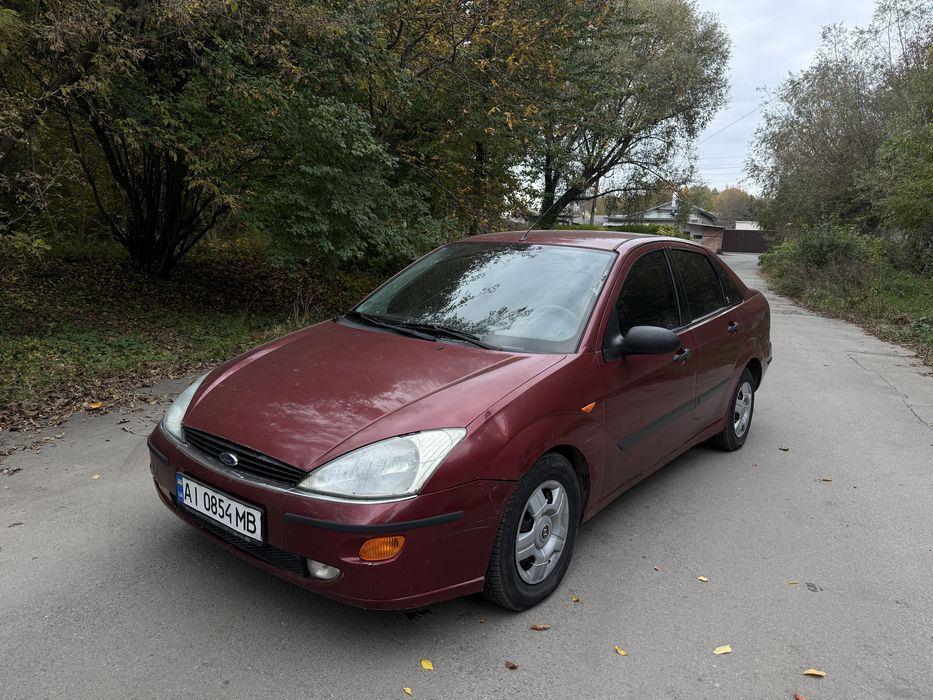 Ford Focus 1.8 бензин