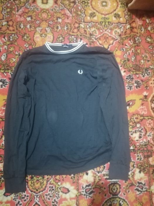 Продам водолазкау Fred Perry