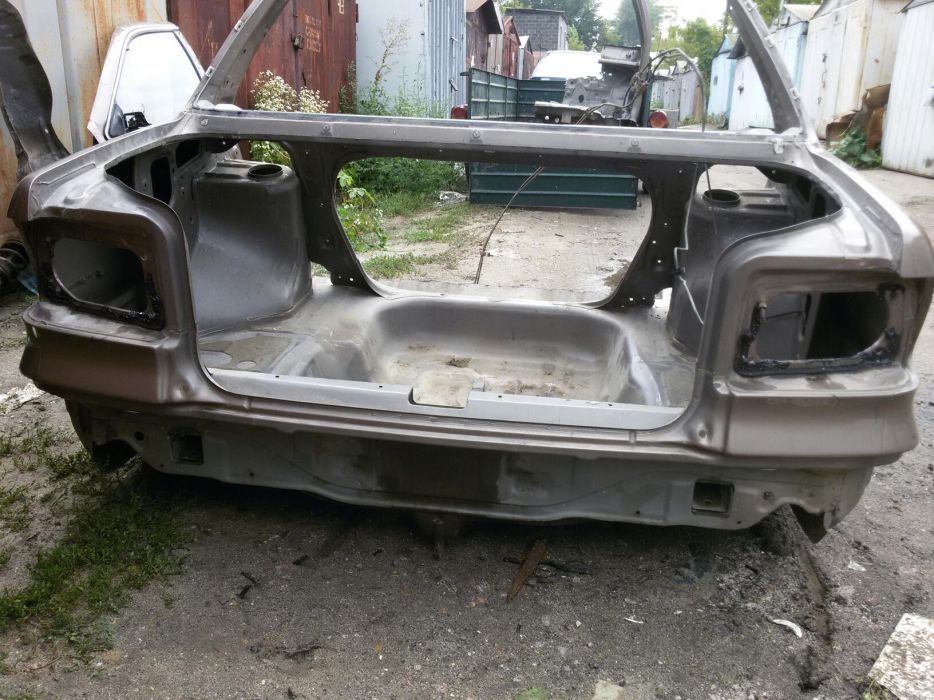 Кузов Mitsubishi lancer, mirage 1989, 1990, 1991, 1992 року випуску