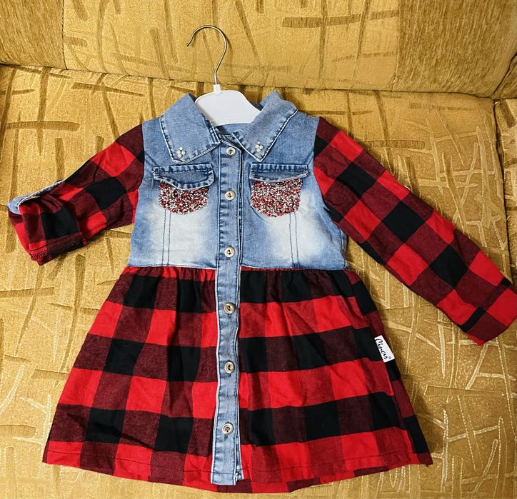 Платье  ,размер 12-18 мес.