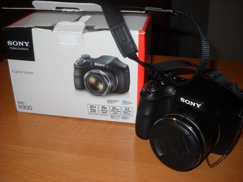 Фотоаппарат Sony dsc-h300