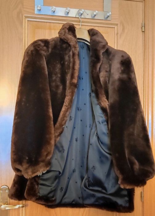 Casaco castanho Vintage de pele de borrego, a três quartos