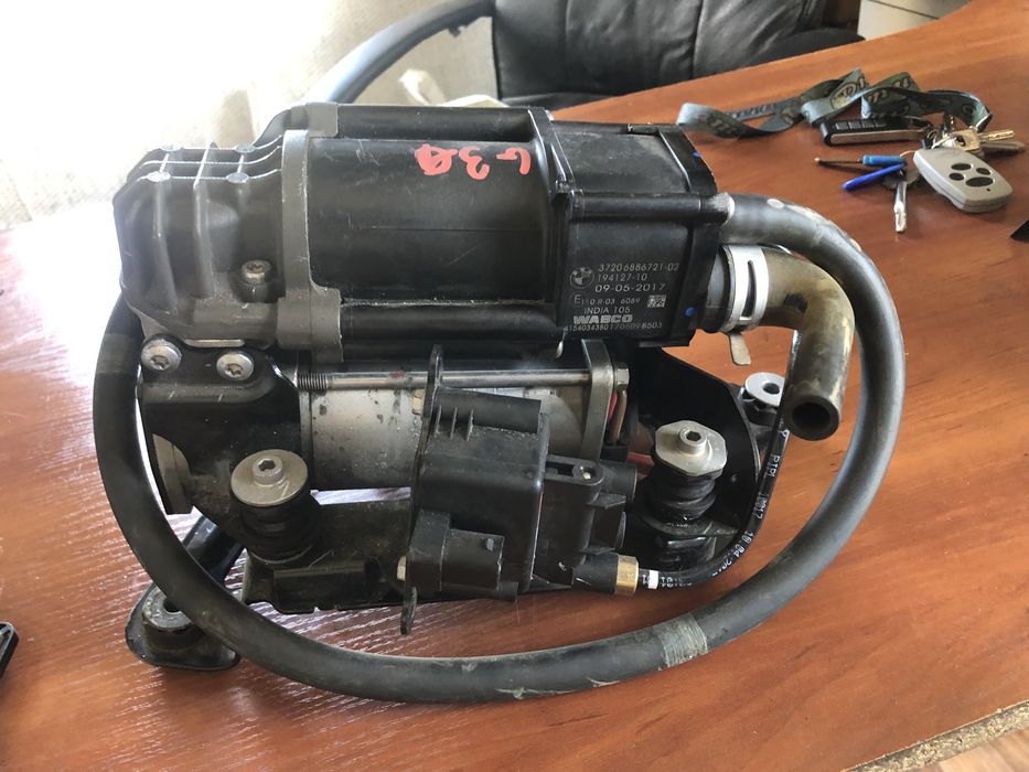 Компресор пневмо подушки Bmw g31 g32