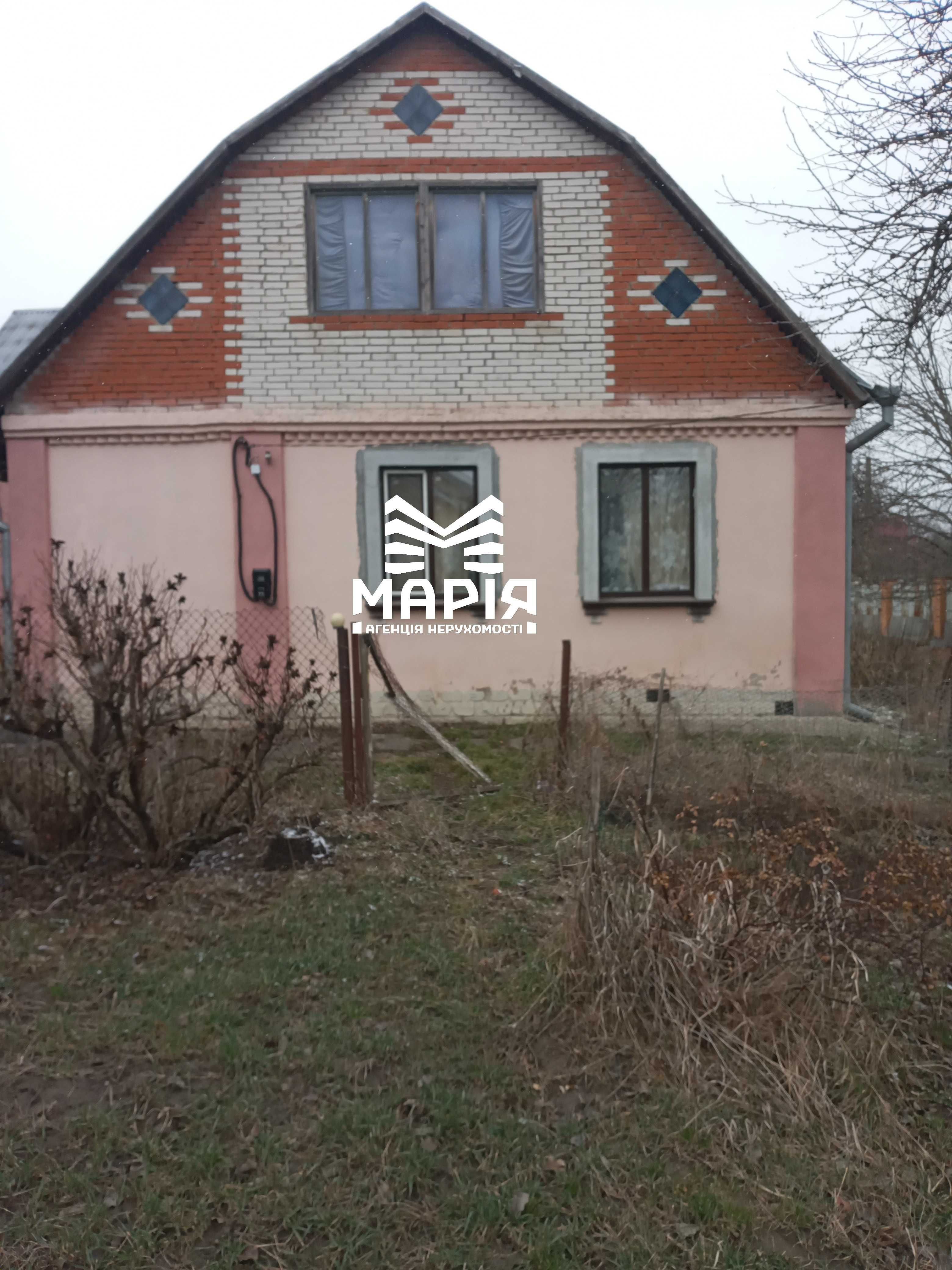 Продаж будинку біля річки