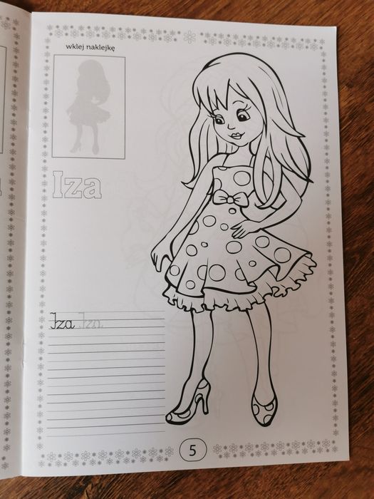 Kolorowanki Księżniczki i Modnisia