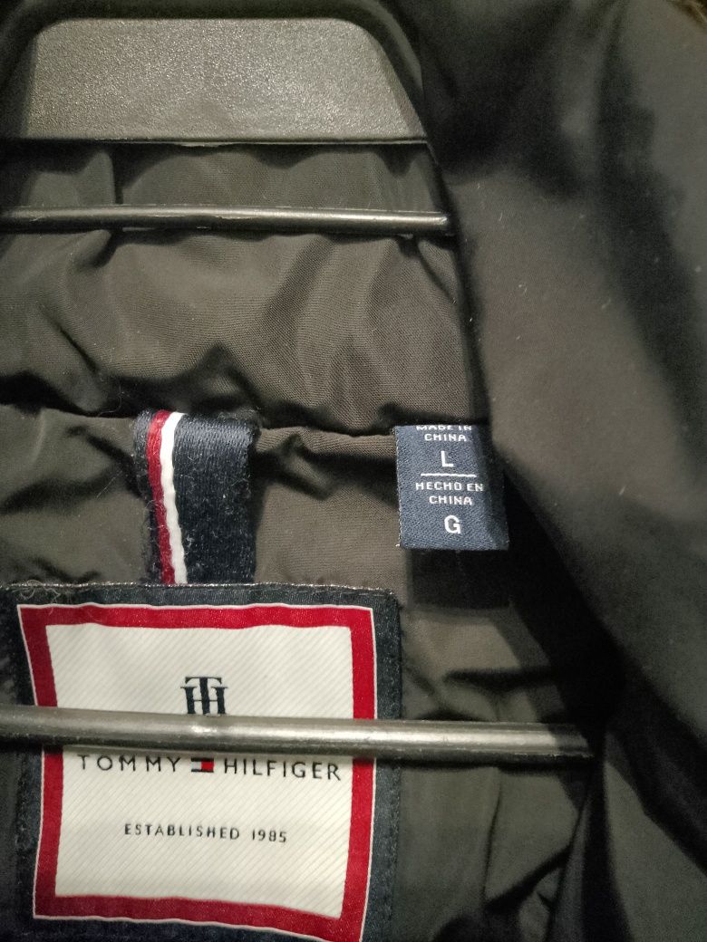 Kurtka Tommy Hilfiger czarna damska rozmiar L