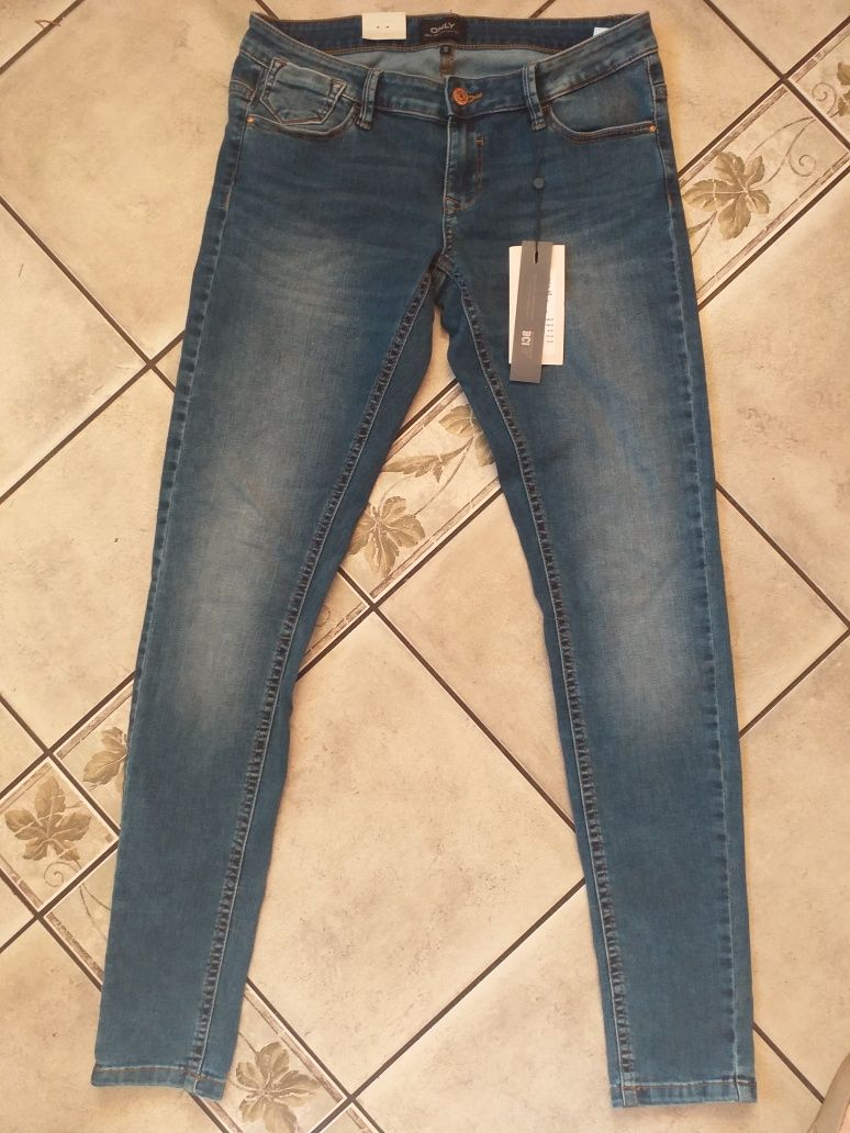 Jeansy damskie Only- nowe