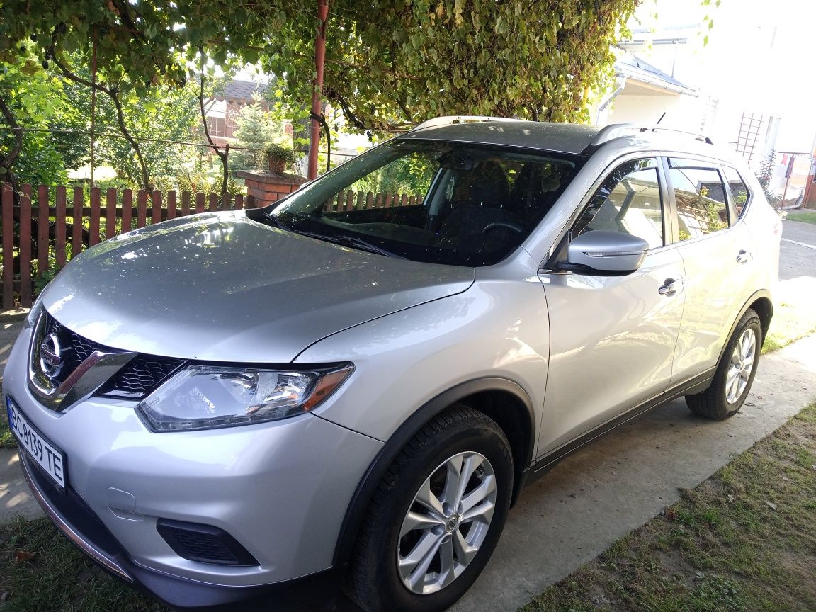 Продаж авто Nissan Rogue 15 рік