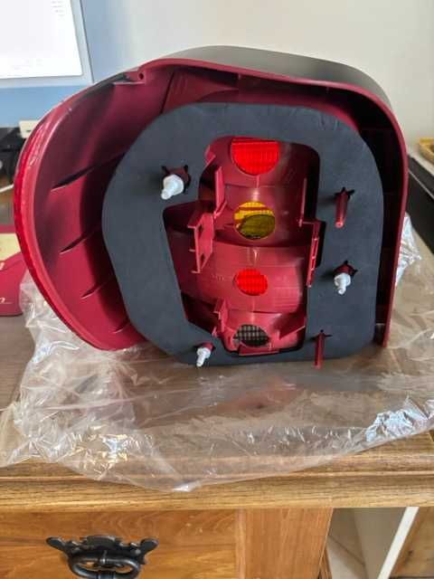 Farolim Traseiro Dto para VW Polo 1999