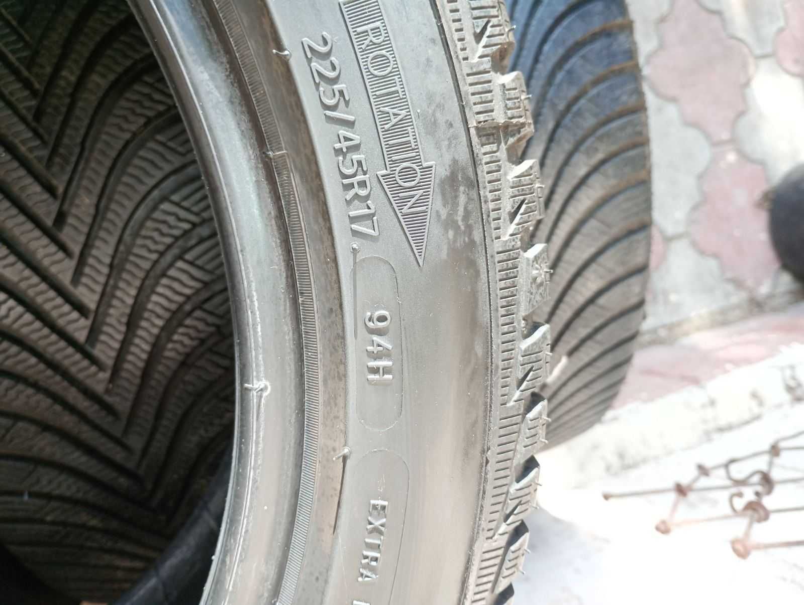 Гума всесезонна MICHELIN 225/45 R17 94H  M+S    Іспанія