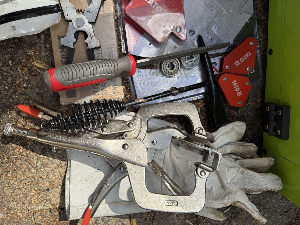 Spawarka inwertorowa Kraft&Dele KD-1837, 250A - duży zestaw