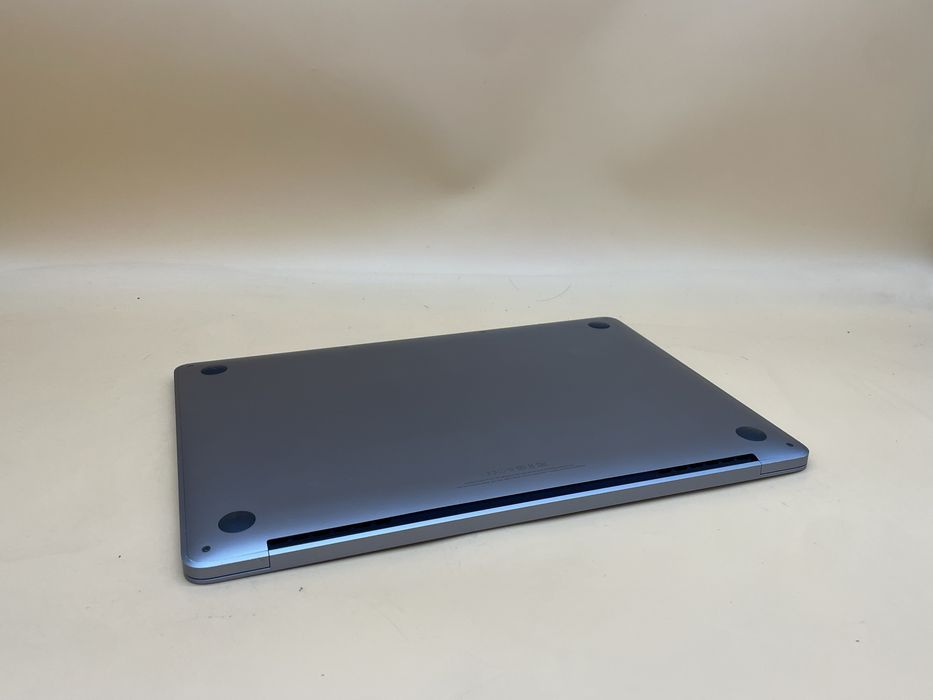 Macbook pro 2017 256 gb ssd i5 хороший стан