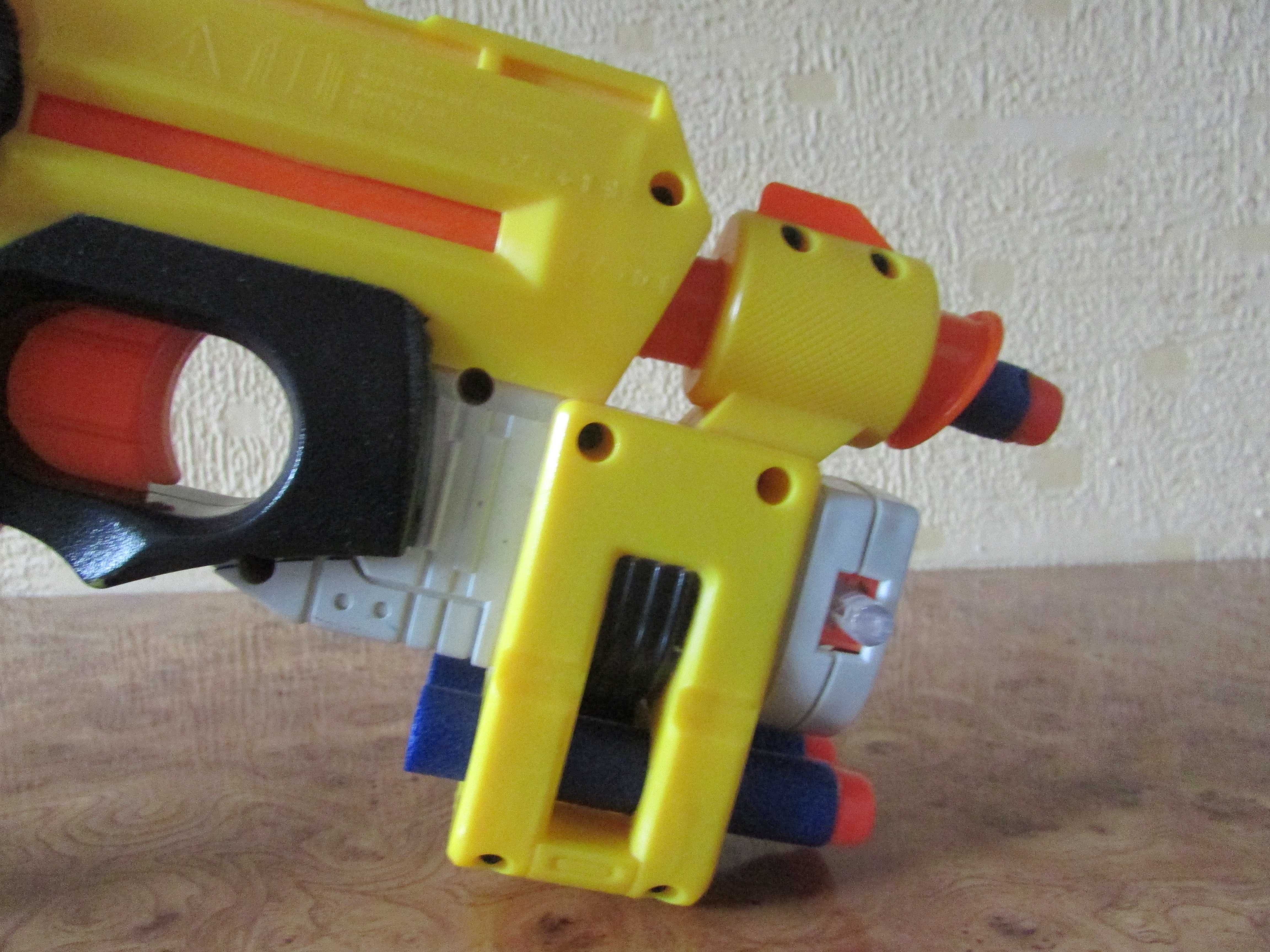 Pistolet (wyrzutnia) NERF NITE FINDER EX-3