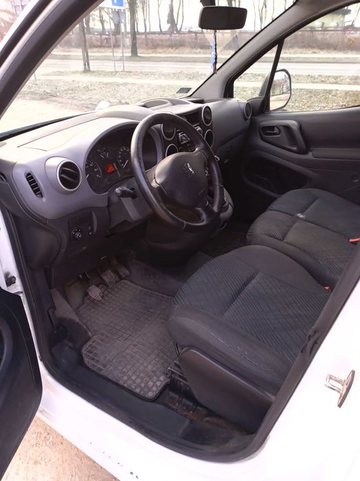 Peugeot Partner 1.6 HDI 2009 r. Trzyosobowy