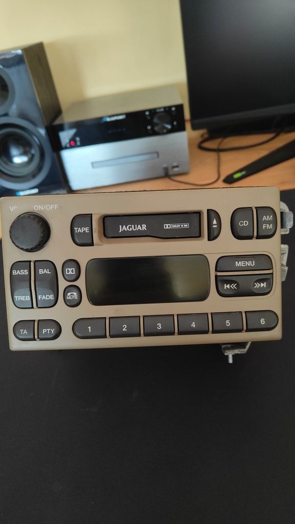 Radio Jaguar S Type