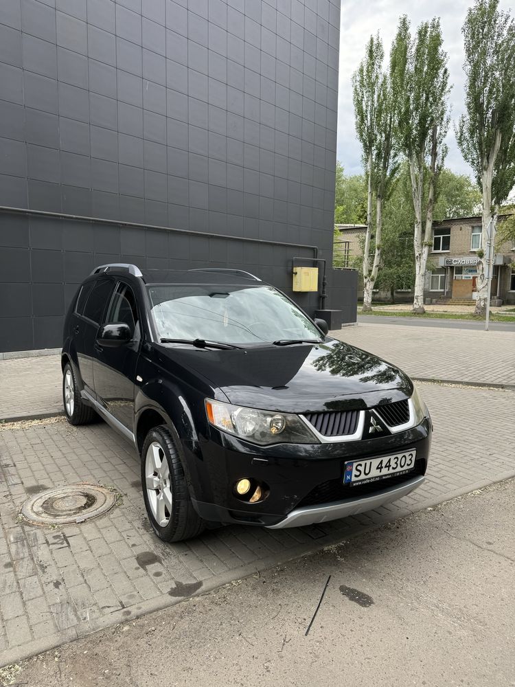 Mitsubishi Outlander 2008 2,0tdi мкпп6 4х4 в отличном состояние