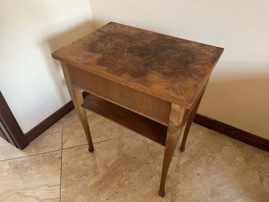 Toaletka komoda drewniana z szufladą