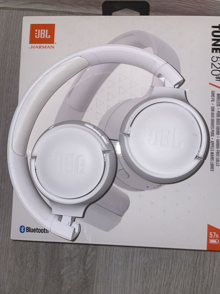 JBL TUNE 520BT White