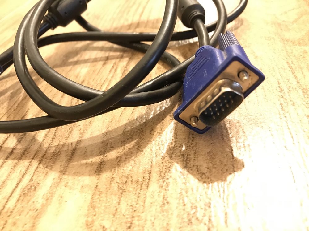 Kabel VGA używany sprawny