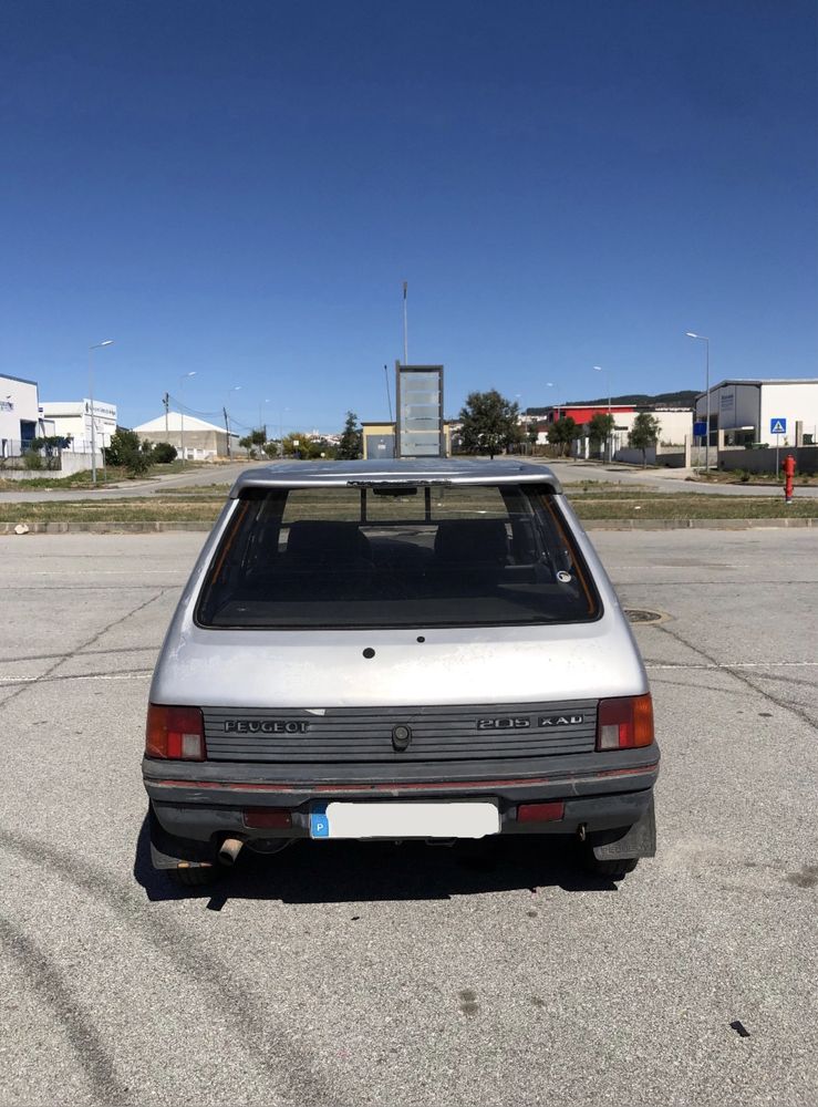 Peugeot 205 XAD 1.8