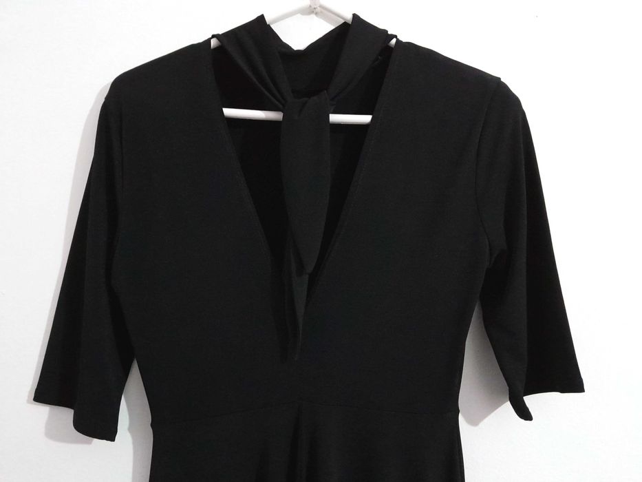 Vestido midi preto com laçada da Zara T: M Novo c/etiqueta