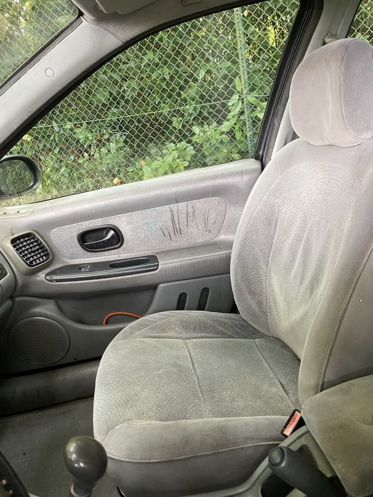 Renault Laguna 1.9D 2000