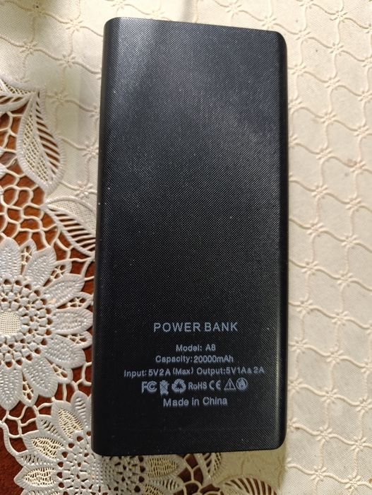 Продам Power Bank з фонариком