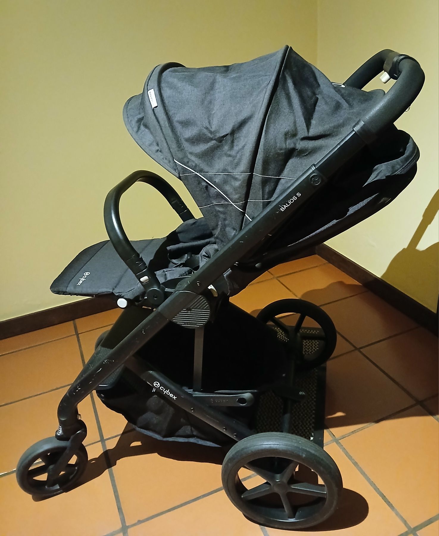 Ovo + Carrinho de Passeio CYBEX