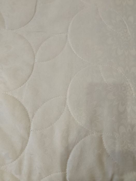 Продам матрац, матрас на ліжко або диван.