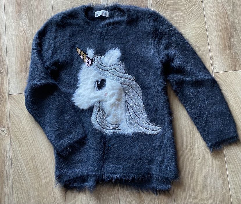 Zestaw spodnie koszulki  sweterek 134 140 jednorożec