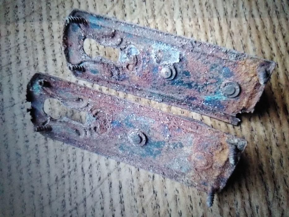 Zamienię lub sprzedam okucia stolarskie...