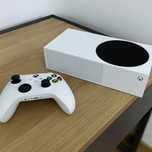Sprzedam mało używany xbox series s