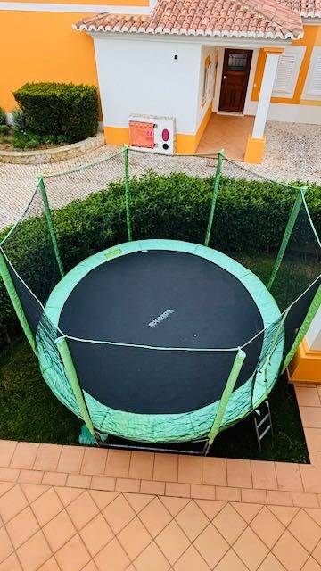 Trampolim SixBros 3,70 m – em ótimo estado