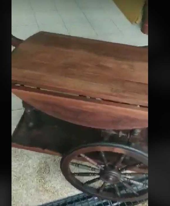 Bar portátil antigo