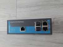 Moxa - 4 EDS-305 switch 5x Ethernet 10/100BaseTx, niezarządzalny