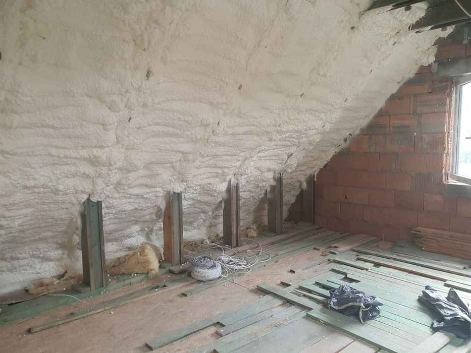 Ocieplanie Natryskowe Pianą Pur  Michalski Rafał