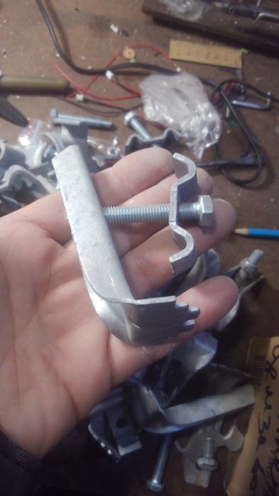 Кріплення стандартне для решіткового настилу 28 шт