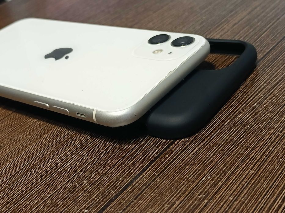 iPhone 11, biały, bateria 100%