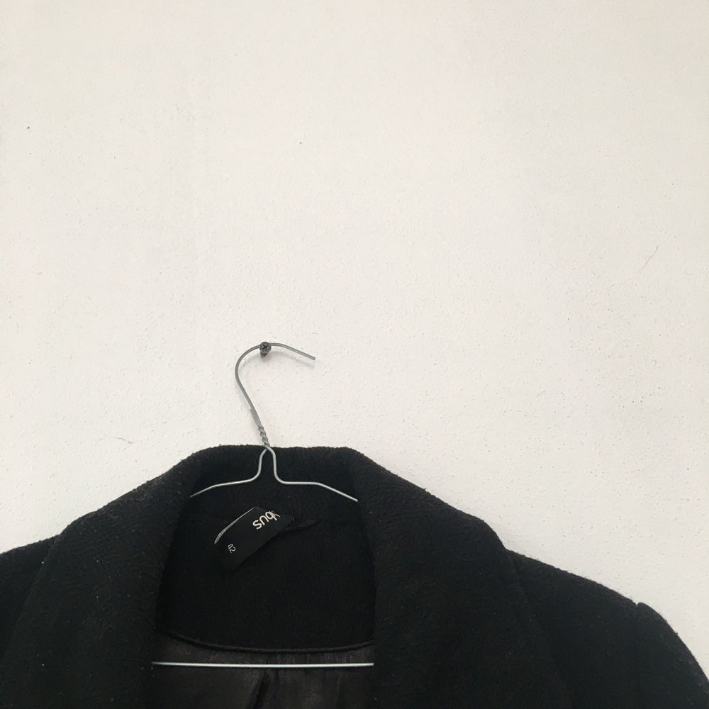 Płaszcz Cubus czarny rozmiar 42 wełna wełniany kolekcja