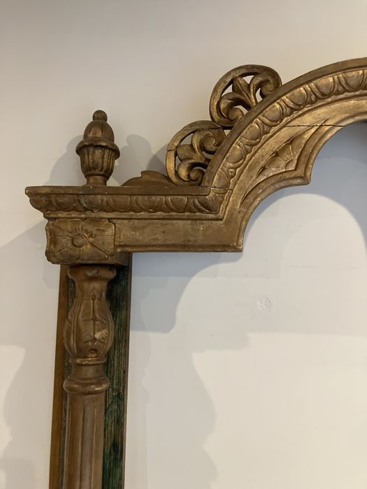 Moldura de oratório e sacrário, séc. XIX religioso