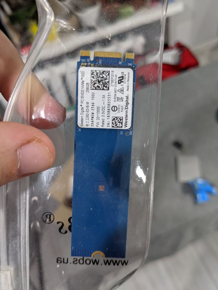 Скоросной 1800 мб/с WD® SSD SN520 (128GB, M.2,PCIe 3.0 x4, MLC) NVMe