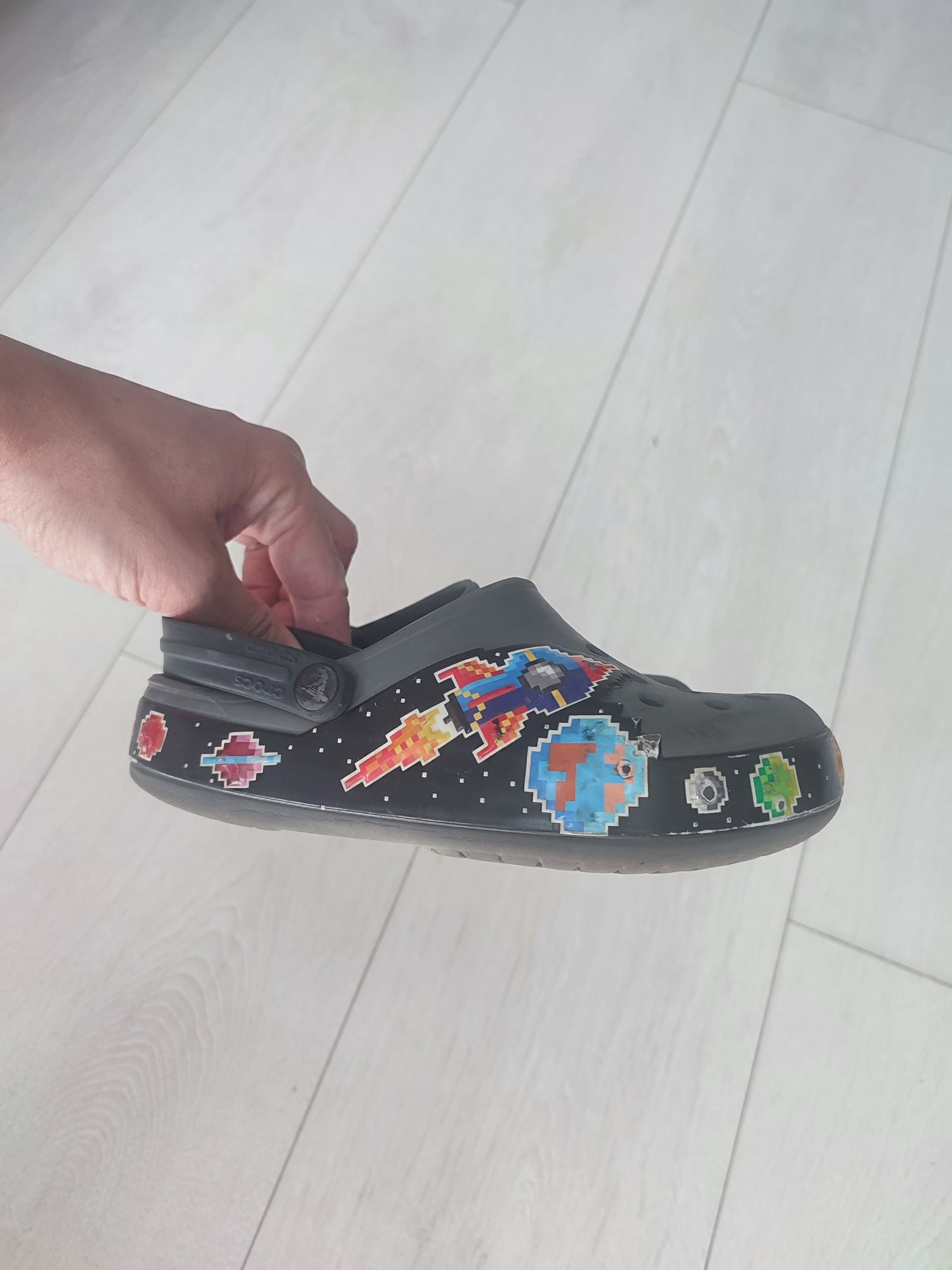 Klapki crocs sandały kosmos c12