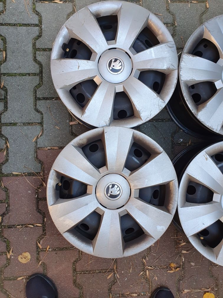 Oryginalne Felgi Stalowe 15" Skoda Fabia Vw Polo 5x100 ET38 + kołpaki